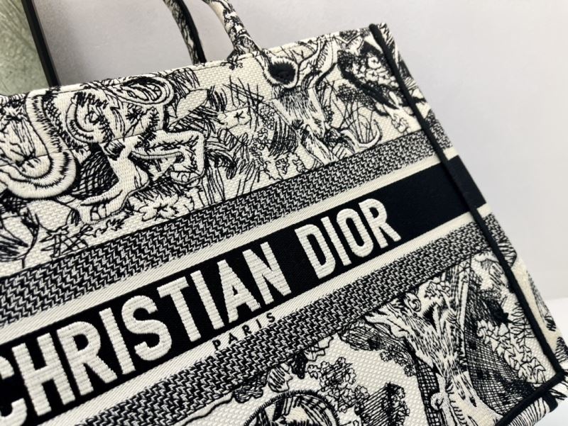 Christian Dior Shopping Bags